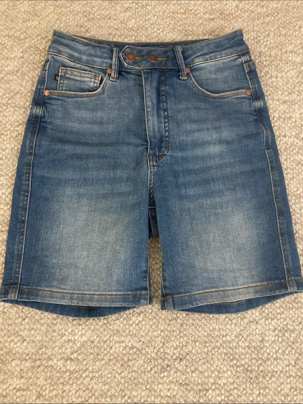 Judy Blue Denim Shorts - size small